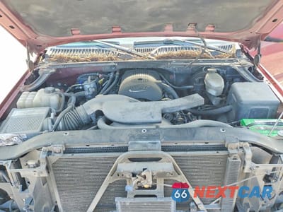 Zdjęcie 11 z 13 samochodu: 2003 CHEVROLET SUBURBAN VIN:1GNEC16Z83J166829 - miniatura