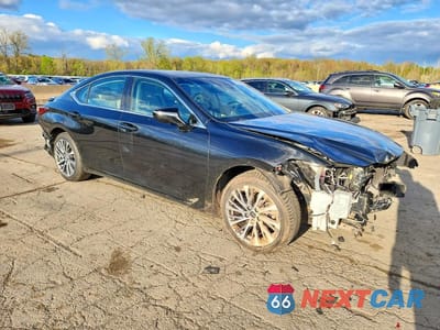 Czwarte zdjęcie samochodu z boku: 2021 LEXUS ES 250 BASE VIN:58AD11D15MU003213 - miniatura