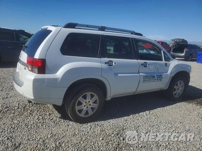 Trzecie zdjęcie samochodu z tyłu: 2011 MITSUBISHI ENDEAVOR LS VIN:4A4JN2AS7BE031004 - miniatura