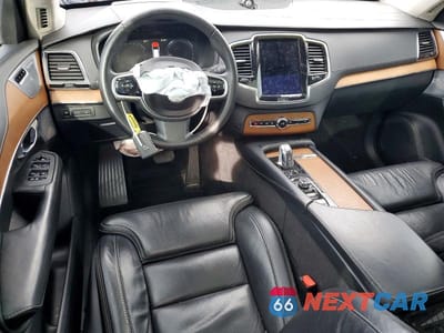 Zdjęcie 8 z 14 samochodu: 2018 VOLVO XC90 T8 VIN:YV4BR0PL6J1336887 - miniatura