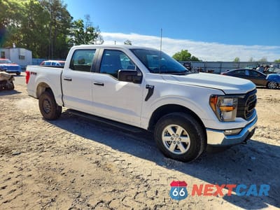 Czwarte zdjęcie samochodu z boku: 2023 FORD F150 SUPERCREW VIN:1FTEW1EP4PKG10496 - miniatura