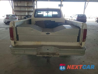Zdjęcie 6 z 12 samochodu: 1986 FORD F250 VIN:1FTHX2518GKA61770 - miniatura