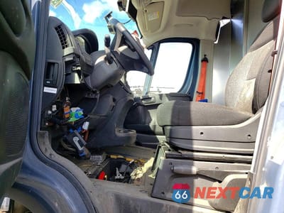 Zdjęcie 7 z 14 samochodu: 2020 RAM PROMASTER - DELIVERY VAN VIN:3C6URVJG5LE129144 - miniatura