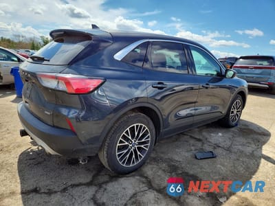 Trzecie zdjęcie samochodu z tyłu: 2022 FORD ESCAPE SEL VIN:1FMCU0KZXNUA97197 - miniatura