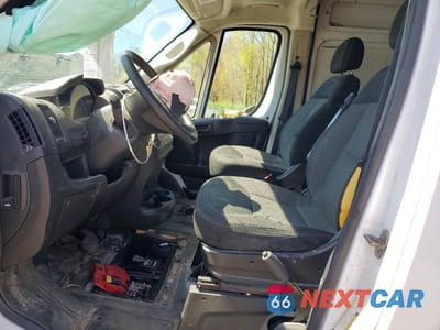 Zdjęcie 7 z 14 samochodu: 2019 RAM PROMASTER 2500 2500 HIGH VIN:3C6TRVCG5KE531012 - miniatura