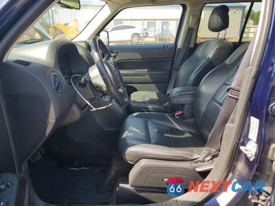 Zdjęcie 7 z 13 samochodu: 2017 JEEP PATRIOT LATITUDE VIN:1C4NJRFB5HD177017 - miniatura