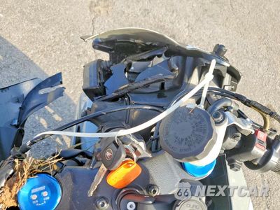 Zdjęcie 7 z 9 samochodu: 2026 HONDA CBR600 RR VIN:JH2PC40HXTK300678 - miniatura