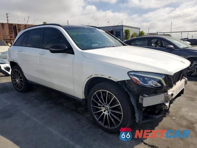 Czwarte zdjęcie samochodu z boku: 2019 MERCEDES-BENZ GLC 300 VIN:WDC0G4JB3KF593074 - miniatura