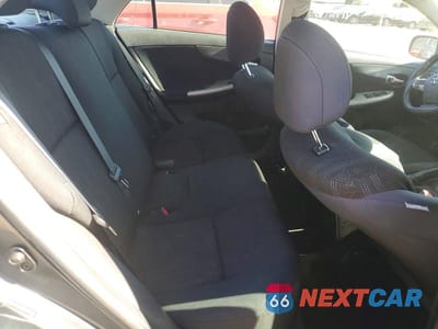 Zdjęcie 10 z 11 samochodu: 2011 TOYOTA COROLLA S VIN:2T1BU4EE9BC622002 - miniatura