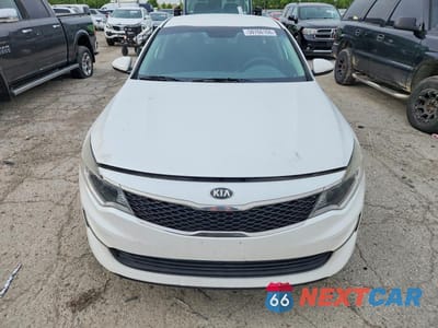 Piąte zdjęcie samochodu w środku: 2016 KIA OPTIMA LX VIN:5XXGT4L34GG070936 - miniatura