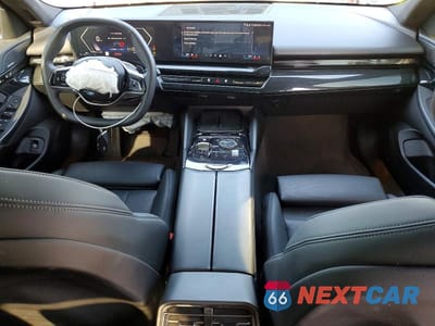 Zdjęcie 8 z 12 samochodu: 2024 BMW 530 I VIN:WBA43FJ02RCS94651 - miniatura