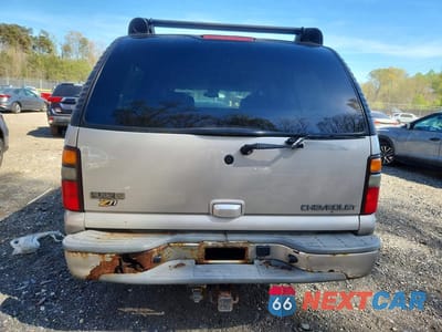 Zdjęcie 6 z 12 samochodu: 2004 CHEV SUBURBAN K1500 VIN:3GNFK16Z84G310857 - miniatura