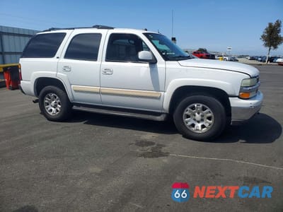 Czwarte zdjęcie samochodu z boku: 2005 CHEVROLET TAHOE K1500 VIN:1GNEK13T85J113490 - miniatura