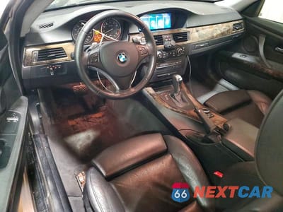 Zdjęcie 8 z 12 samochodu: 2010 BMW 335 XI VIN:WBAWC7C53AE271119 - miniatura