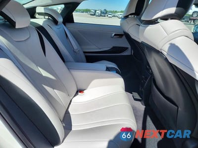 Zdjęcie 10 z 12 samochodu: 2018 TOYOTA MIRAI BASE VIN:JTDBVRBD5JA004698 - miniatura