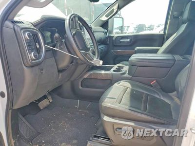 Zdjęcie 7 z 13 samochodu: 2023 GMC SIERRA K2500 DENALI VIN:1GT49WEY6LF106060 - miniatura