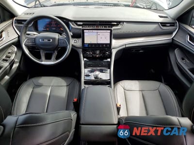 Zdjęcie 8 z 13 samochodu: 2023 JEEP GRAND CHEROKEE LIMITED VIN:1C4RJHBG8PC504821 - miniatura