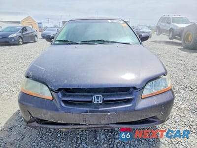 Piąte zdjęcie samochodu w środku: 1999 HONDA ACCORD LX VIN:JHMCG5641XC051076 - miniatura