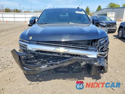 Piąte zdjęcie samochodu w środku: 2025 CHEVROLET TAHOE K1500 LT VIN:1GNS6NRD7SR148694 - miniatura