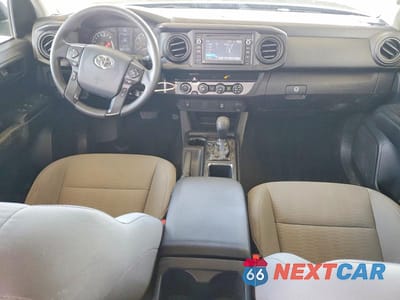 Zdjęcie 8 z 12 samochodu: 2019 TOYOTA TACOMA SR V6 VIN:3TMCZ5AN0KM201102 - miniatura