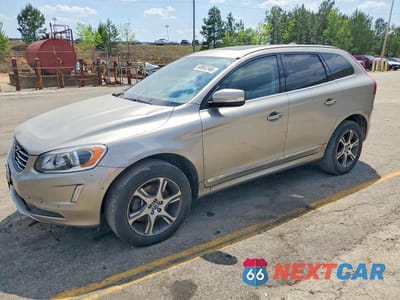 2014 VOLVO XC60 T6 YV4902DZ2E2533200 - główne zdjęcie licytacji z USA - miniatura