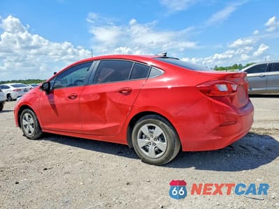 Drugie zdjęcie samochodu z przodu: 2017 CHEVROLET CRUZE LS VIN:3G1BC5SM9HS531840 - miniatura