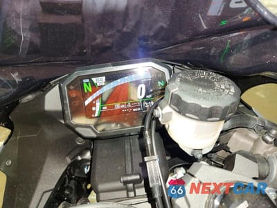 Zdjęcie 7 z 9 samochodu: 2025 KAWASAKI ZX636 K VIN:JKBZXJJ13SA029964 - miniatura