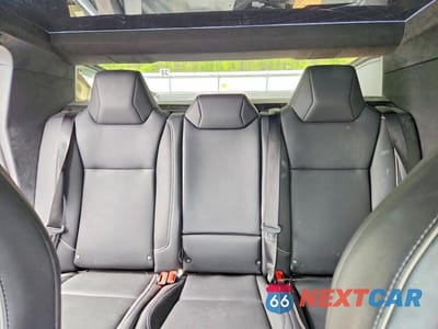 Zdjęcie 10 z 14 samochodu: 2024 TESLA CYBERTRUCK VIN:7G2CEHED7RA012292 - miniatura