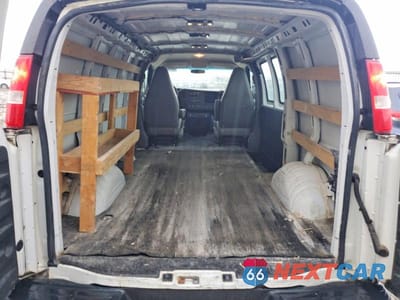Zdjęcie 10 z 13 samochodu: 2017 GMC SAVANA G2500 VIN:1GTW7AFF3H1911162 - miniatura
