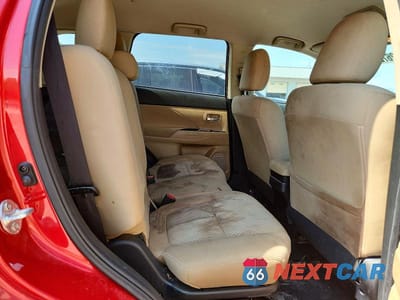 Zdjęcie 11 z 13 samochodu: 2016 MITSUBISHI OUTLANDER SE VIN:JA4AZ3A33GZ001373 - miniatura