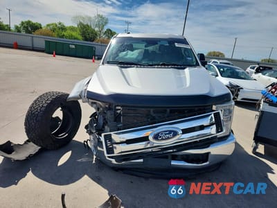 Piąte zdjęcie samochodu w środku: 2019 FORD F250 SUPER DUTY VIN:1FT7W2BT0KEE85150 - miniatura