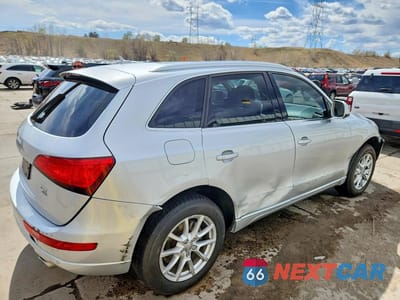 Trzecie zdjęcie samochodu z tyłu: 2013 AUDI Q5 PREMIUM PLUS VIN:WA1LFAFP9DA044482 - miniatura