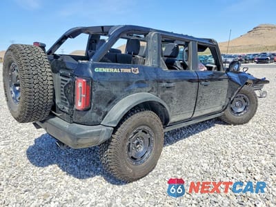 Trzecie zdjęcie samochodu z tyłu: 2021 FORD BRONCO BASE VIN:1FMEE5DH8MLB03770 - miniatura