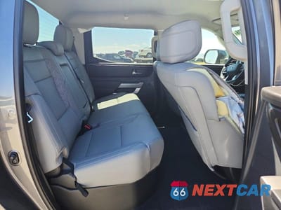 Zdjęcie 10 z 12 samochodu: 2024 TOYOTA TUNDRA SR5 VIN:5TFLA5DB7RX206570 - miniatura