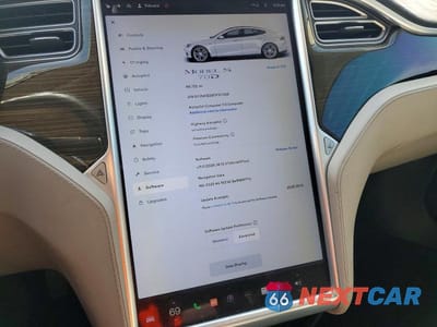 Zdjęcie 9 z 13 samochodu: 2015 TESLA MODEL S VIN:5YJSA1E28FF107426 - miniatura