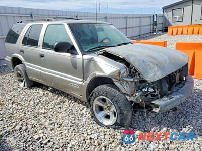 Czwarte zdjęcie samochodu z boku: 2000 GMC JIMMY / ENVOY VIN:1GKDT13W2Y2334260 - miniatura