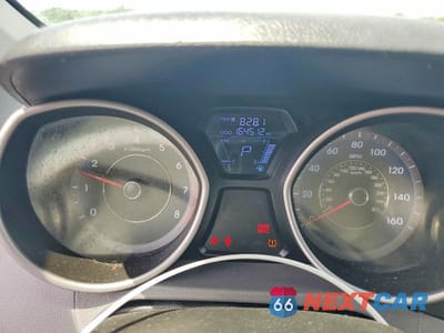 Zdjęcie 9 z 12 samochodu: 2012 HYUNDAI ELANTRA GLS VIN:KMHDH4AE2CU259433 - miniatura