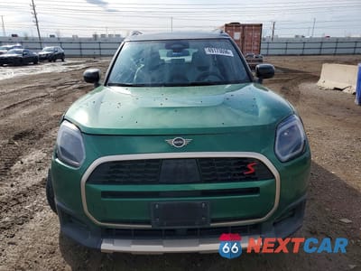 Piąte zdjęcie samochodu w środku: 2025 MINI COUNTRYMAN S ALL4 VIN:WMZ23GA05S7R43017 - miniatura