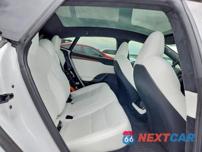Zdjęcie 10 z 13 samochodu: 2024 TESLA MODEL S VIN:5YJSA1E54RF532706 - miniatura