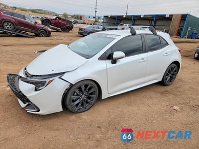 2024 TOYOTA COROLLA HATCHBACK XSE JTNC4MBE8R3231933 - główne zdjęcie licytacji z USA - miniatura