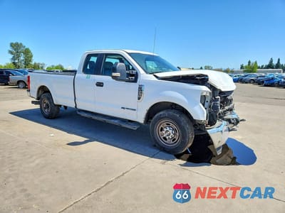 Czwarte zdjęcie samochodu z boku: 2019 FORD F250 SUPER DUTY VIN:1FT7X2AT1KEC83545 - miniatura