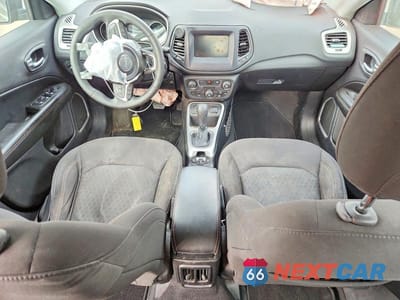 Zdjęcie 8 z 12 samochodu: 2021 JEEP COMPASS SPORT VIN:3C4NJCAB9MT576957 - miniatura