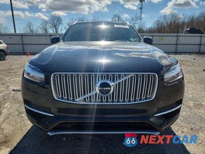 Piąte zdjęcie samochodu w środku: 2016 VOLVO XC90 T6 VIN:YV4A22PN7G1002955 - miniatura