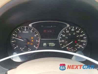 Zdjęcie 9 z 12 samochodu: 2015 NISSAN ALTIMA 2.5 SV VIN:1N4AL3AP8FC273158 - miniatura