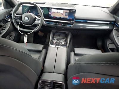 Zdjęcie 8 z 12 samochodu: 2024 BMW 530 XI VIN:WBA53FJ04RCS47691 - miniatura