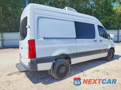 Trzecie zdjęcie samochodu z tyłu: 2023 MERCEDES-BENZ SPRINTER 2500 VIN:W1W40BHYXPT160598 - miniatura