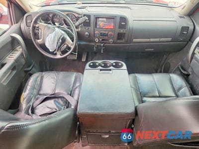 Zdjęcie 8 z 11 samochodu: 2011 GMC SIERRA VIN:3GTP2VE30BG248983 - miniatura