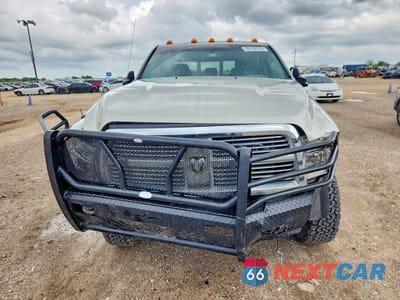 Piąte zdjęcie samochodu w środku: 2010 DODGE RAM 2500 VIN:3D7UT2CL3AG121764 - miniatura