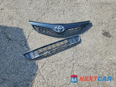 Zdjęcie 12 z 13 samochodu: 2014 TOYOTA CAMRY SE VIN:4T1BF1FK4EU750180 - miniatura
