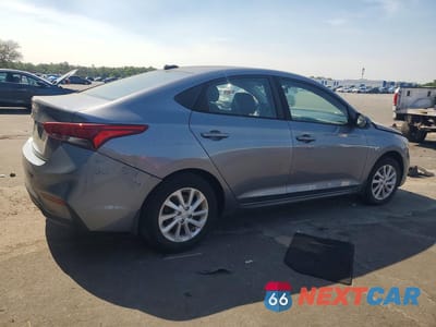 Trzecie zdjęcie samochodu z tyłu: 2018 HYUNDAI ACCENT SEL VIN:3KPC24A30JE031605 - miniatura